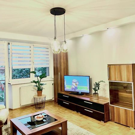 Przestronny Apartament W Centrum Rzeszowa Apartment Luaran gambar